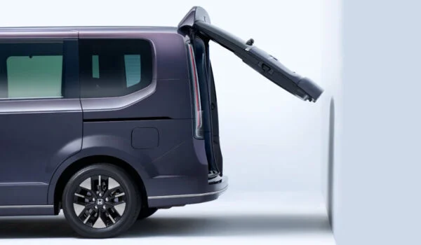 New Honda Step WGN e:HEV Minivan Unveiled In Japan